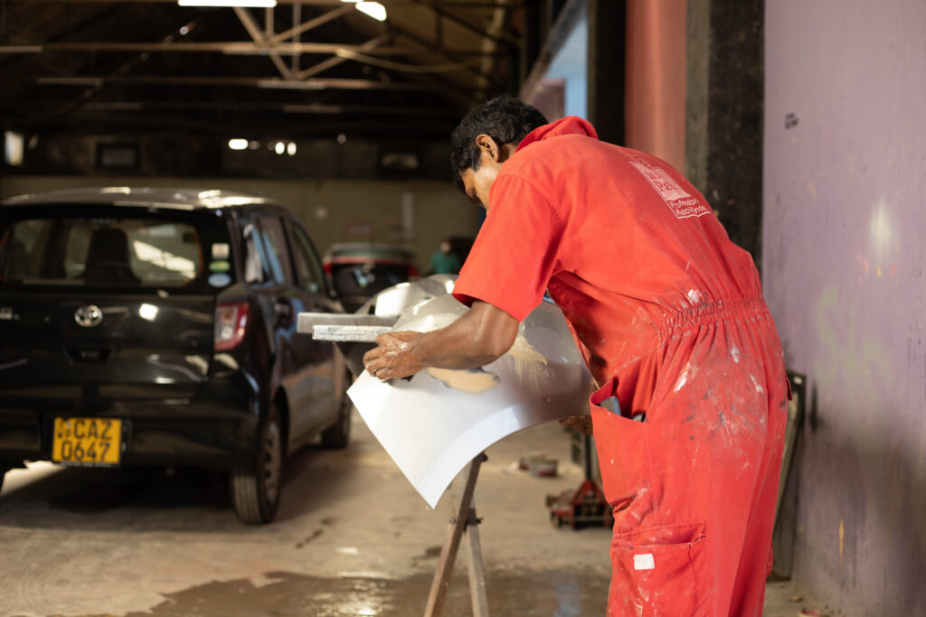 car painting service Sri Lanka